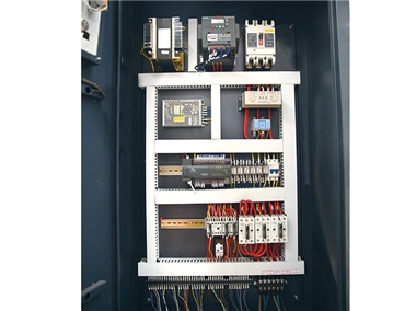 Using imported and domestic famous brand electrical components 