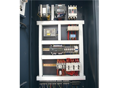 Using imported and domestic famous brand electrical components 