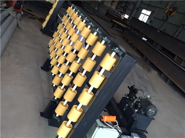 Overtyrbubg table  (can match) 