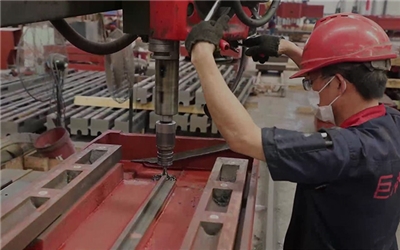 Block Cutting Machine